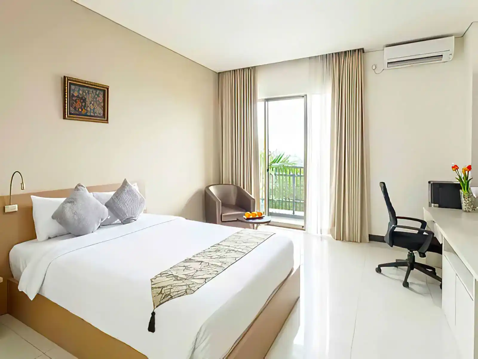 Le Premier Hotel Kota Deltamas - Superior Room